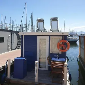 https://houseboat-cagliari.in-sardinia.net
