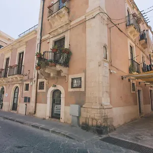 https://dimore-delle-zagare-alagona.sicilyhotelsitaly.net