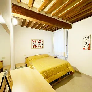  Appartamento La Rue In Centro E Terme 10 Min